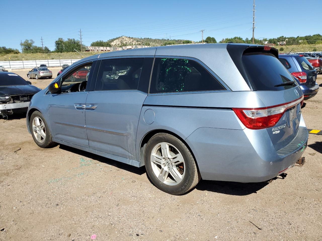 2011 Honda Odyssey - Image 2