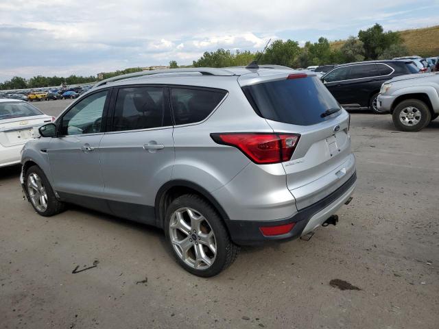  FORD ESCAPE 2019 Srebrny