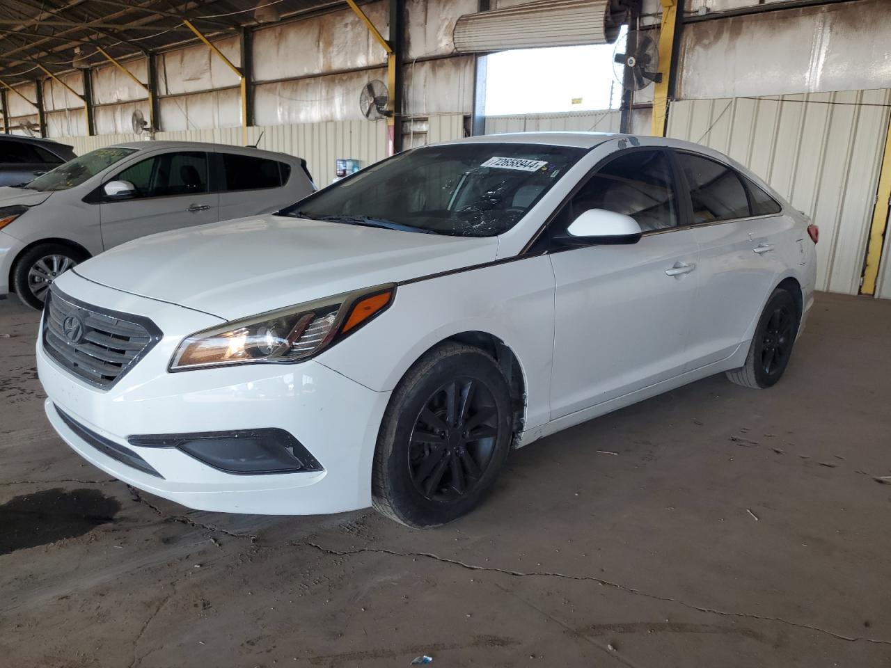 5NPE24AF6HH465939 2017 HYUNDAI SONATA - Image 1