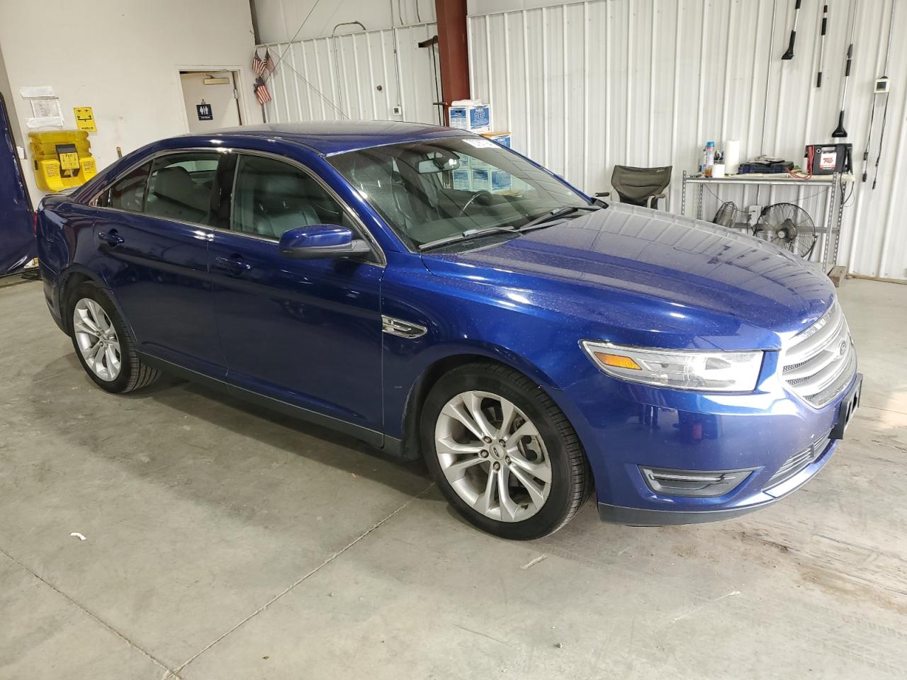 2013 Ford Taurus - Image 4