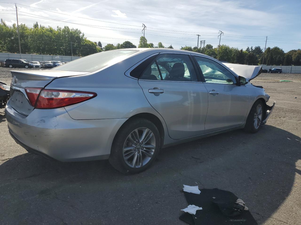 VIN 4T1BF1FK9GU228650 2016 TOYOTA CAMRY no.3