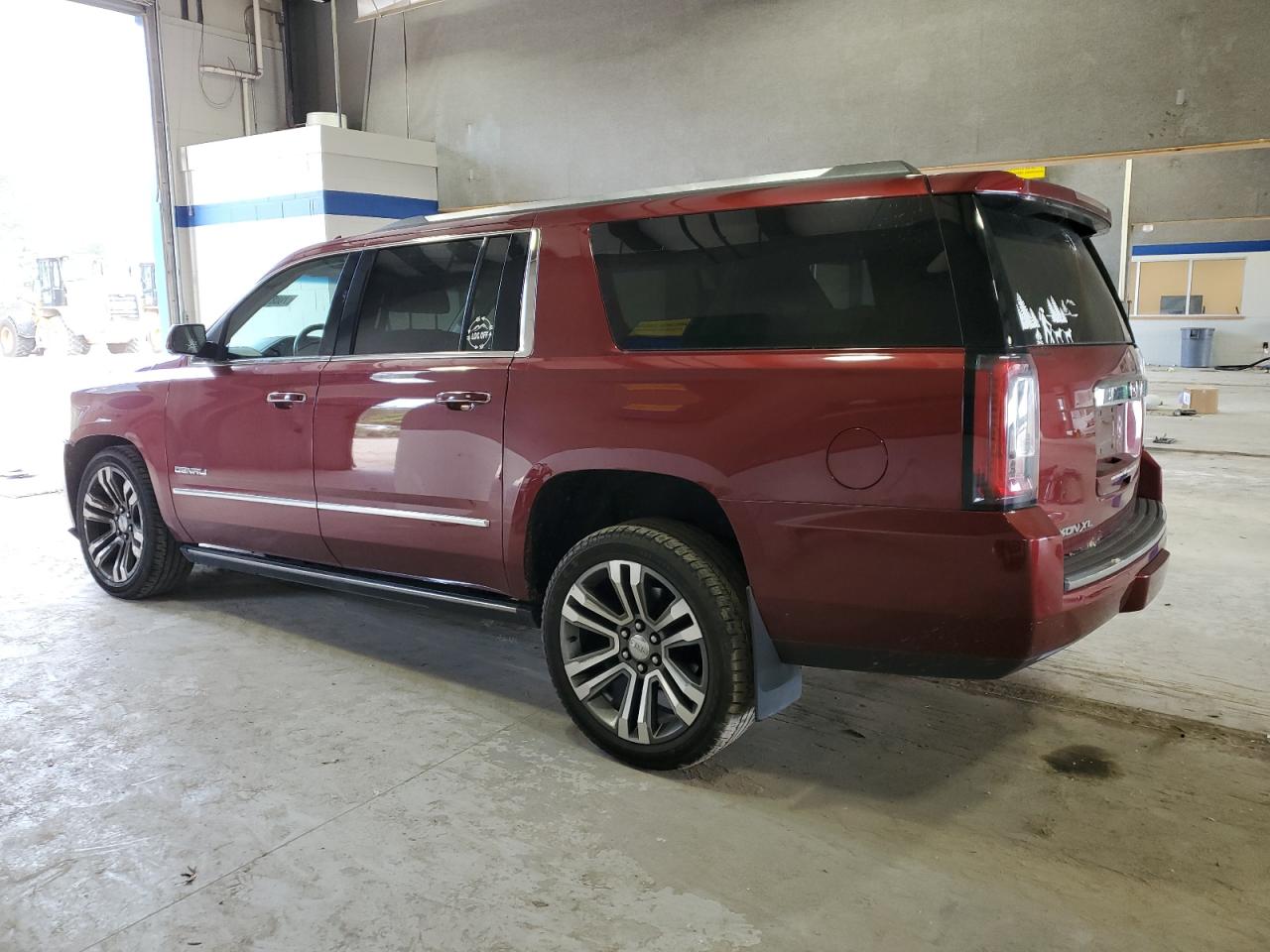 1GKS2HKJXJR141084 2018 GMC Yukon Xl Denali