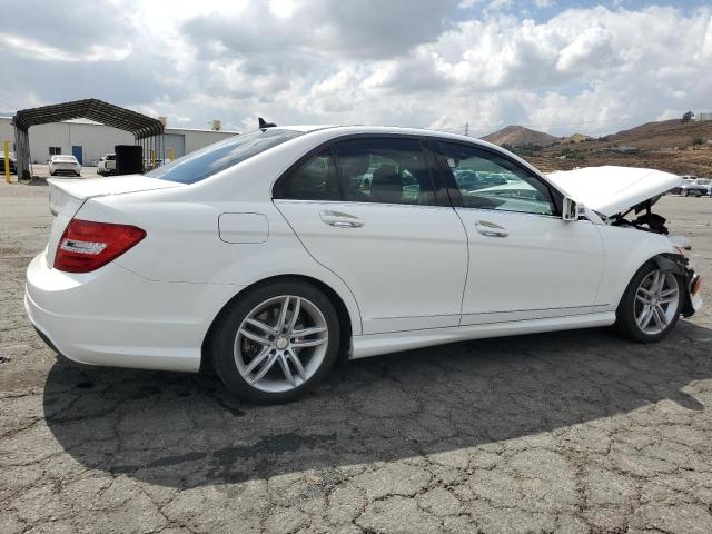  MERCEDES-BENZ C-CLASS 2013 Білий