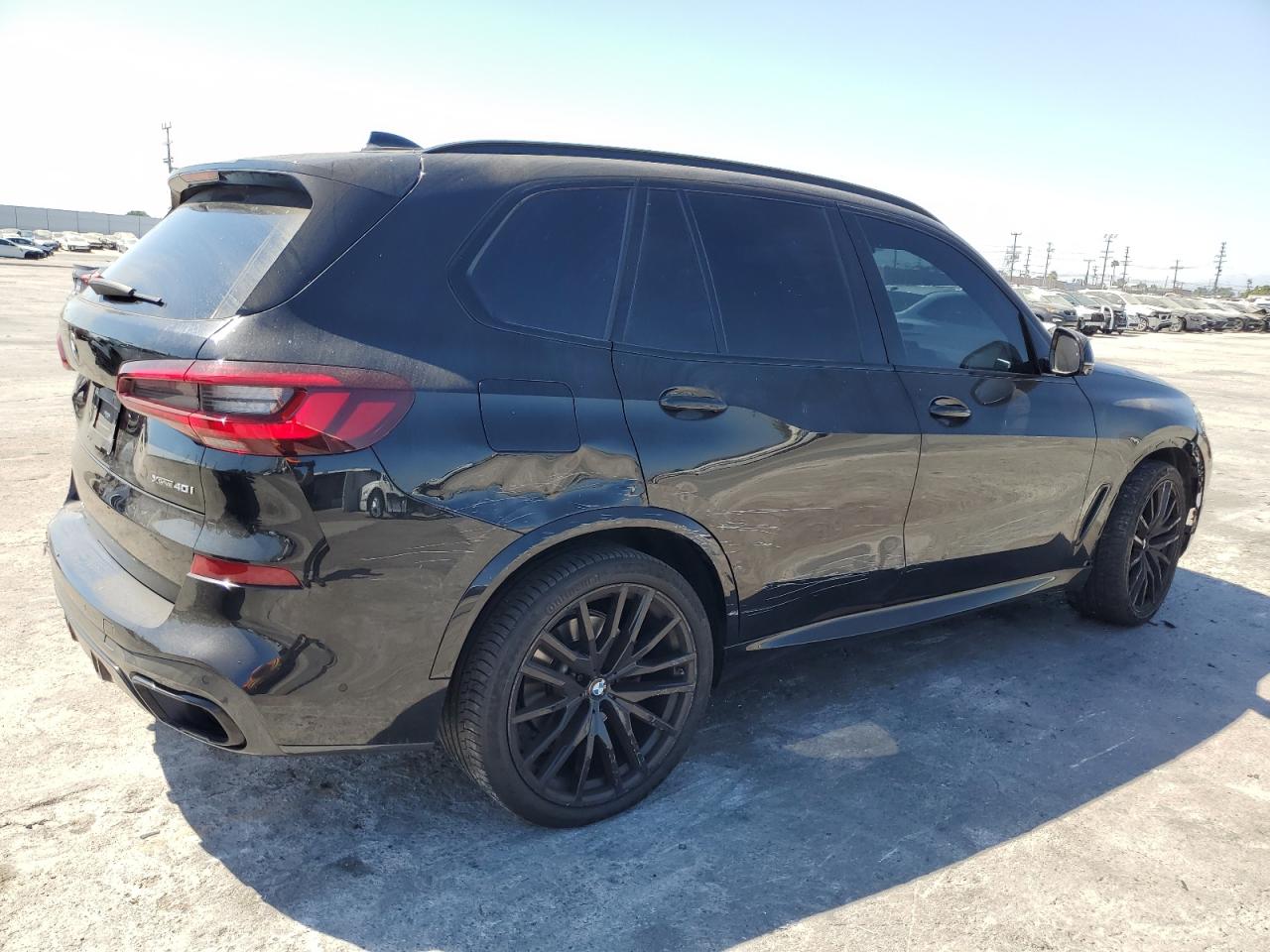 VIN 5UXCR6C0XN9N37350 2022 BMW X5 no.3