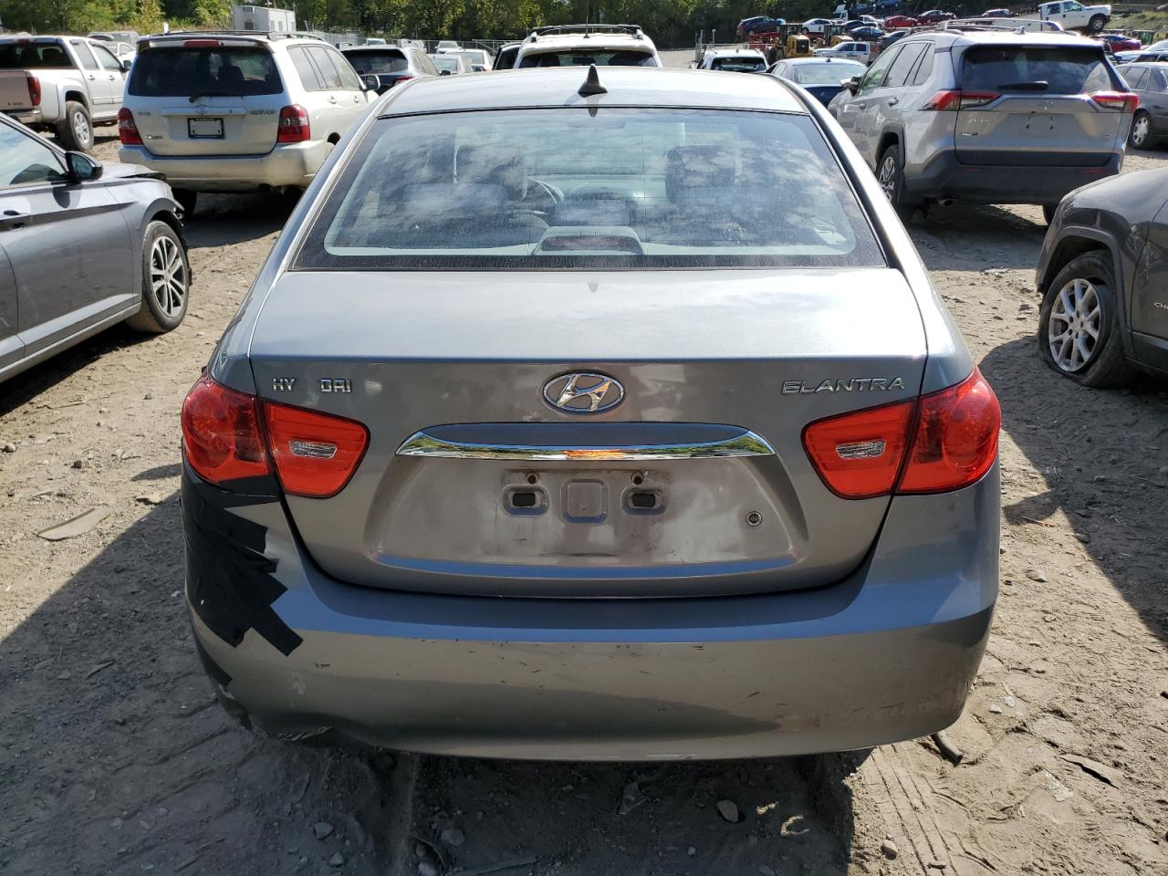 KMHDU4AD8AU076957 2010 Hyundai Elantra Blue