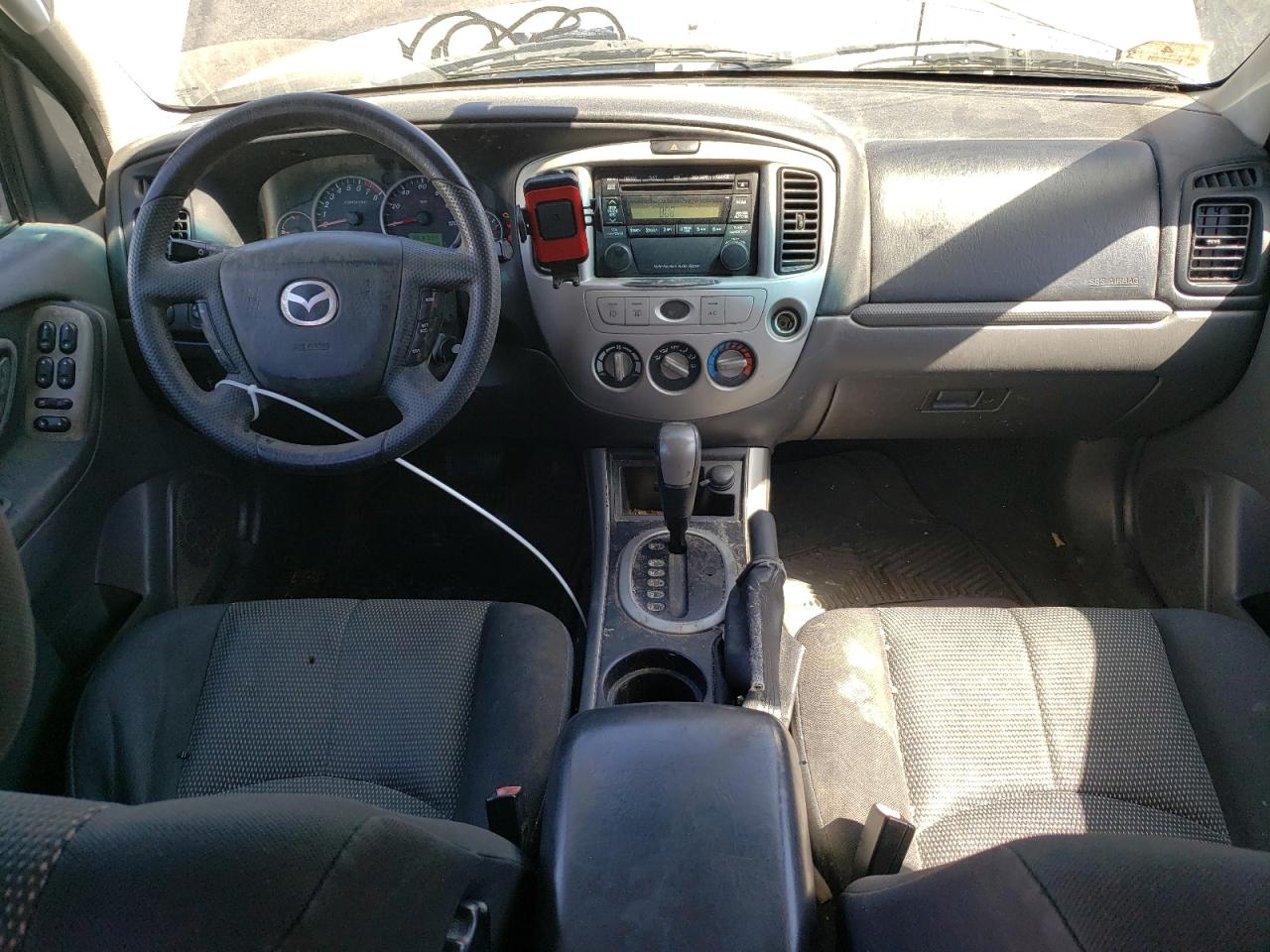 4F2CZ94125KM57270 2005 Mazda Tribute S