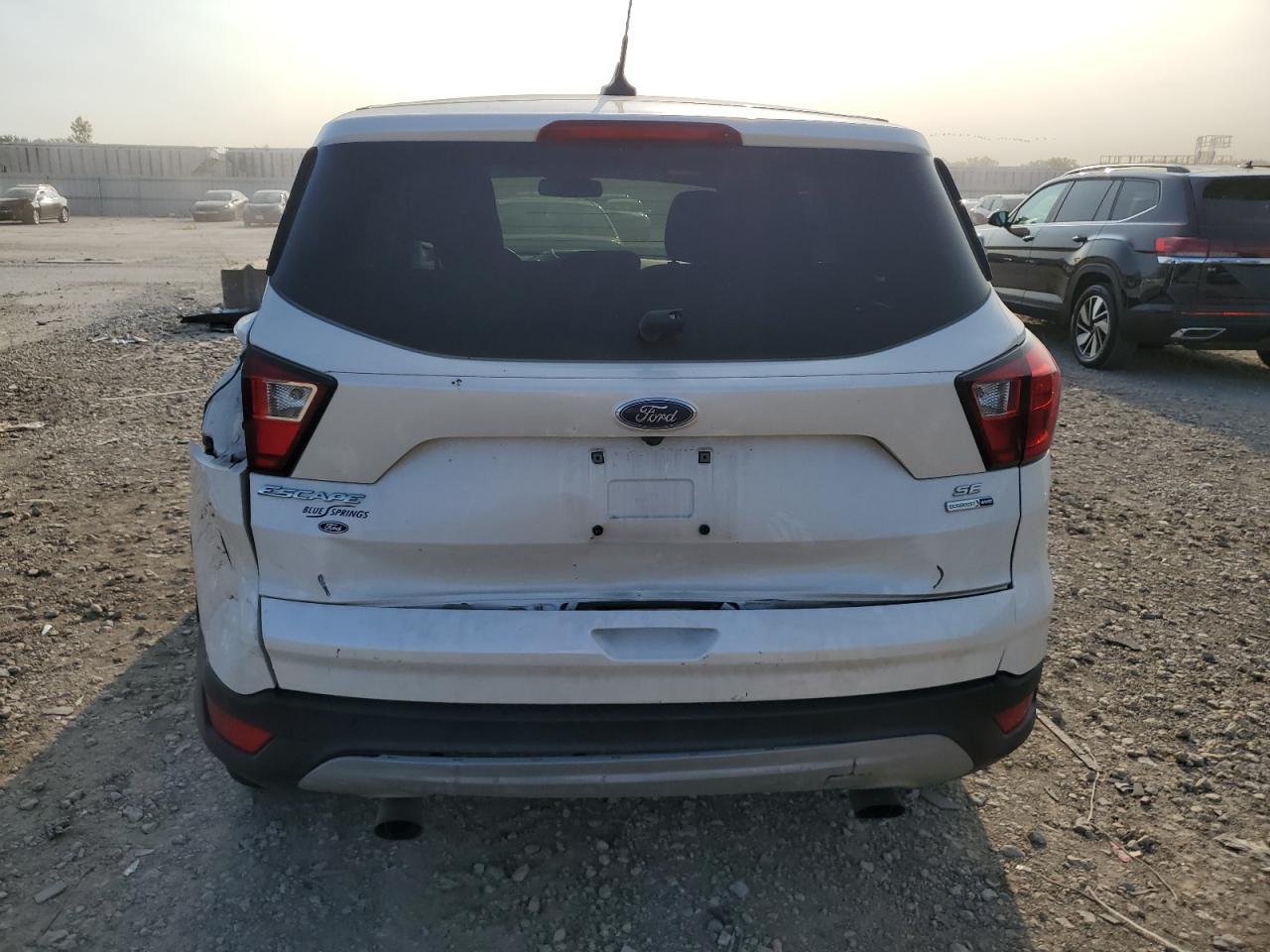 1FMCU9GD7KUB85976 2019 Ford Escape Se