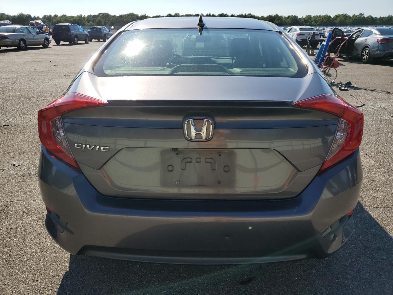 JHMFC1F79JX028978 2018 Honda Civic Exl