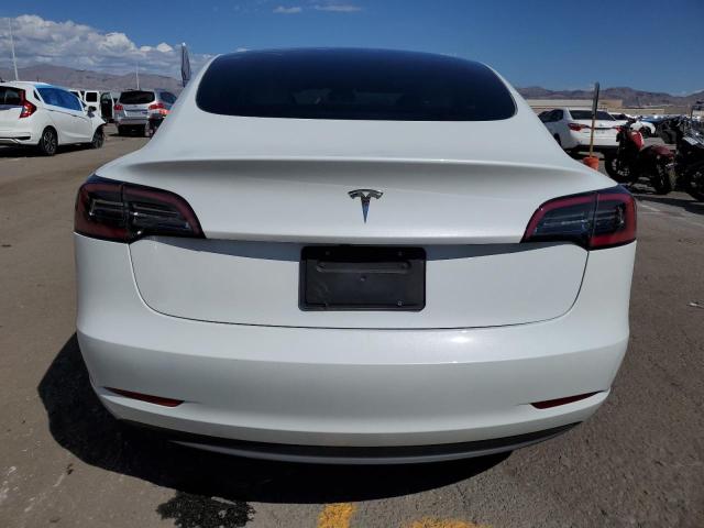  TESLA MODEL 3 2023 Biały