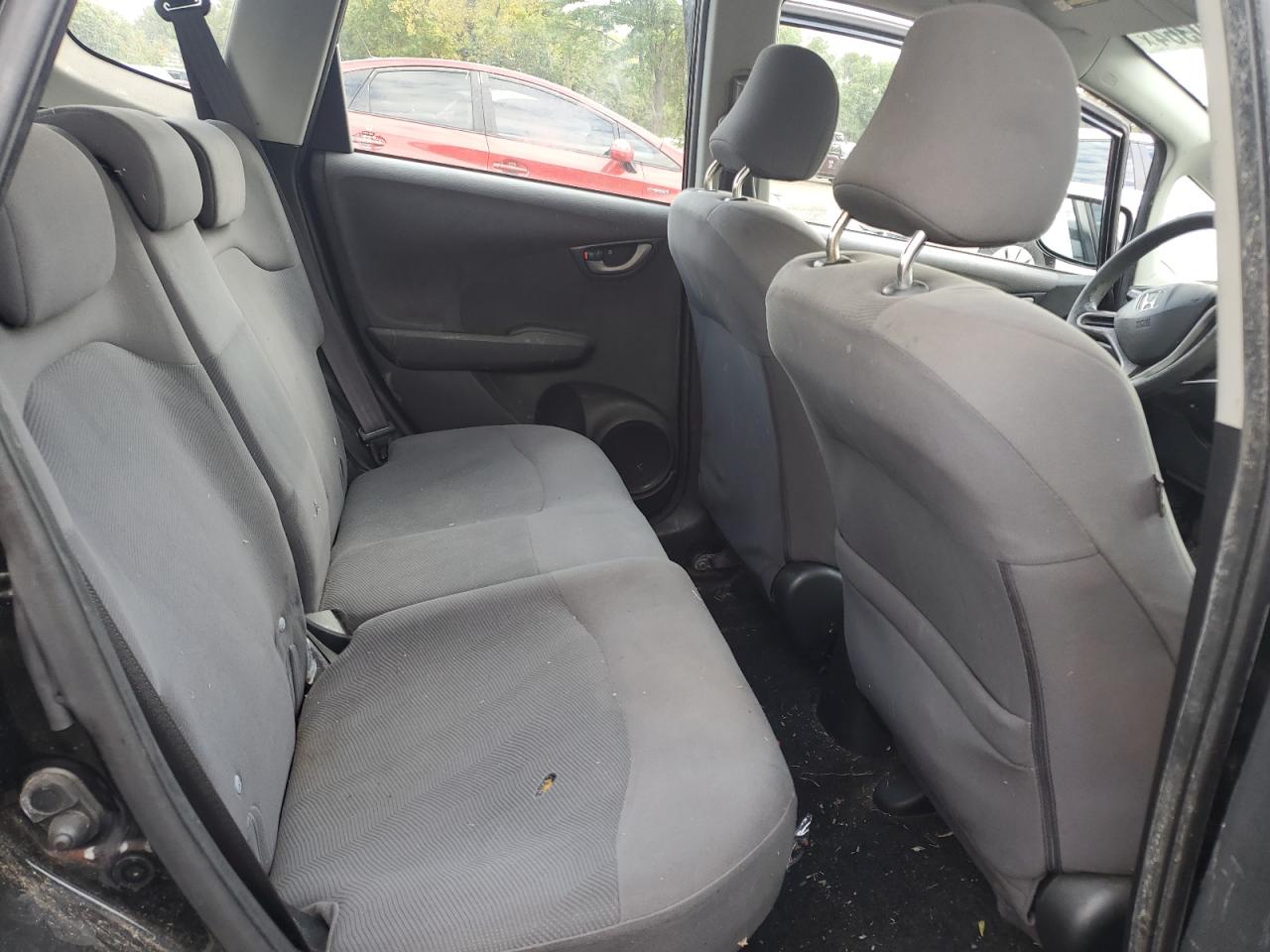 2010 Honda Fit - Image 10