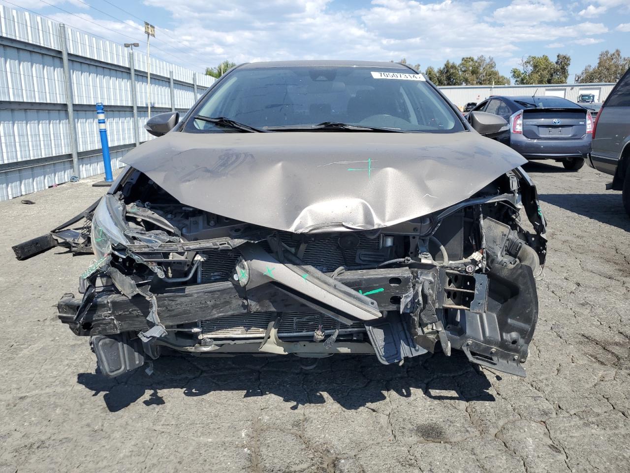 VIN 2T1BURHE4HC768339 2017 TOYOTA COROLLA no.5