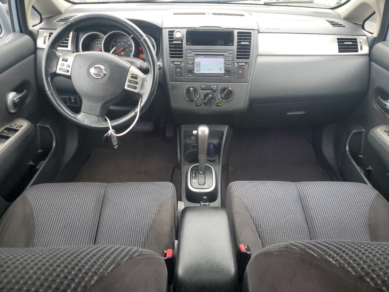 2011 Nissan Versa - Image 8