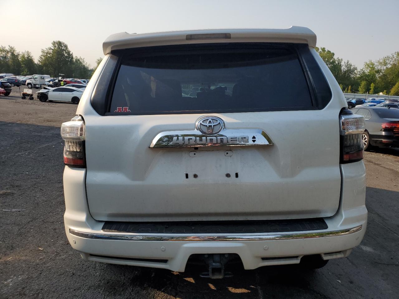 JTEBU5JR9E5169172 2014 Toyota 4Runner Sr5