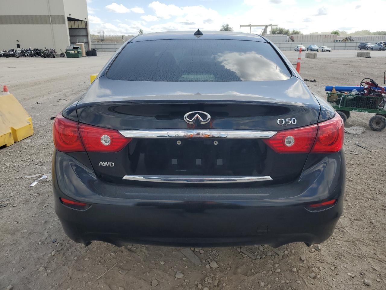 2015 Infiniti Q50 Base VIN: JN1BV7AR0FM394961 Lot: 71506784