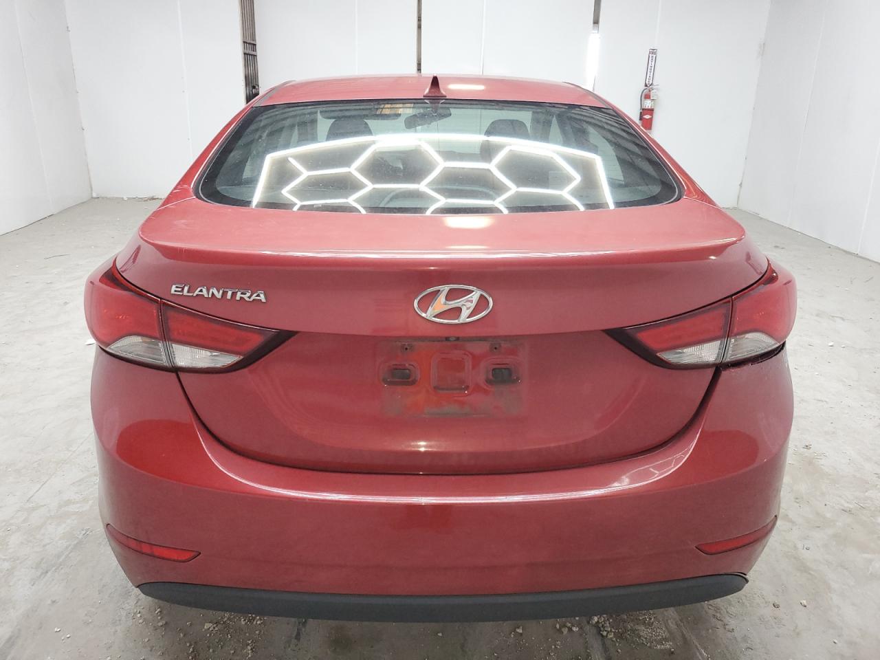 KMHDH4AE8GU479648 2016 Hyundai Elantra Se