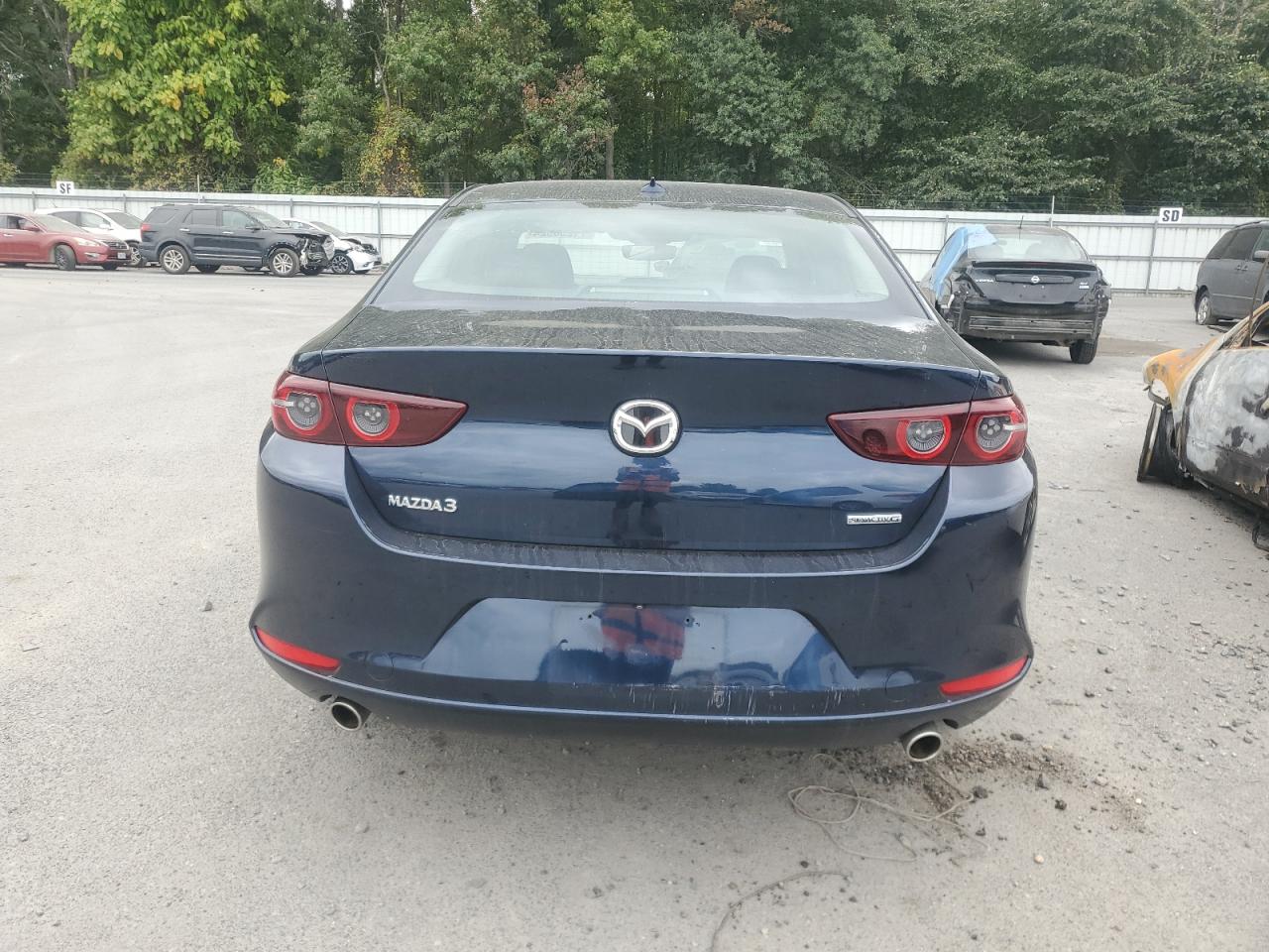 3MZBPAEM1KM105164 2019 Mazda 3 Premium