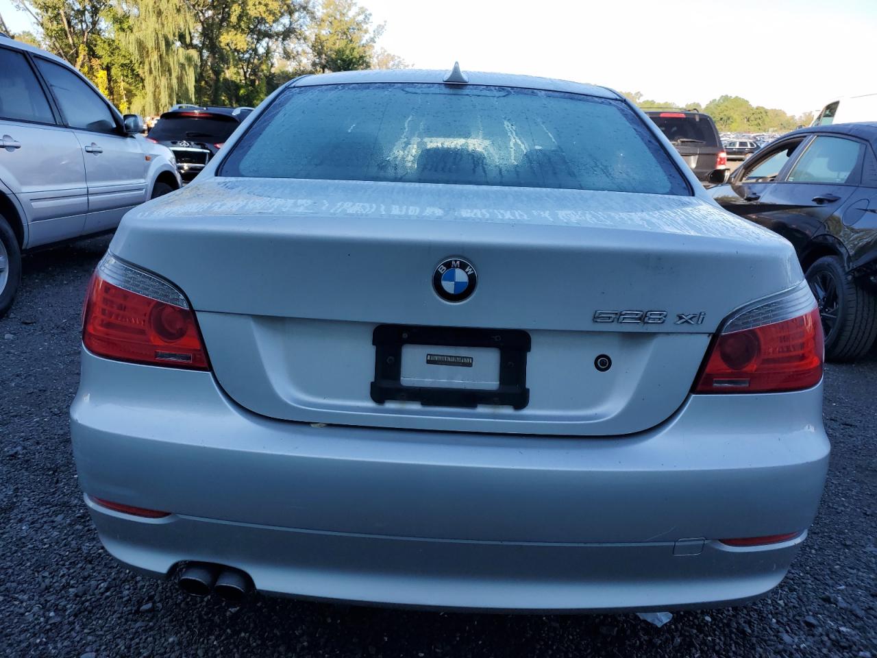 WBANV13508BZ47198 2008 BMW 528 Xi