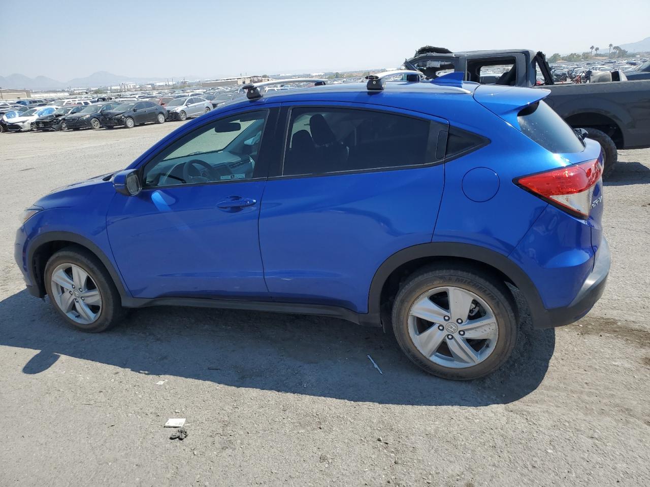 3CZRU6H56KM735431 2019 HONDA HR-V - Image 2