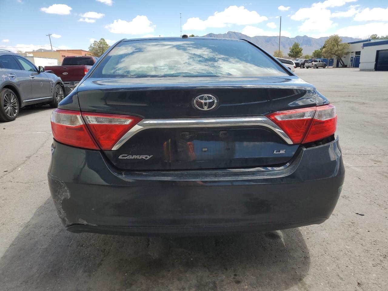 2015 Toyota Camry Le VIN: 4T4BF1FK3FR472220 Lot: 70248824