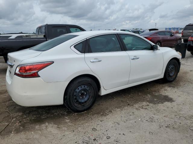  NISSAN ALTIMA 2015 White