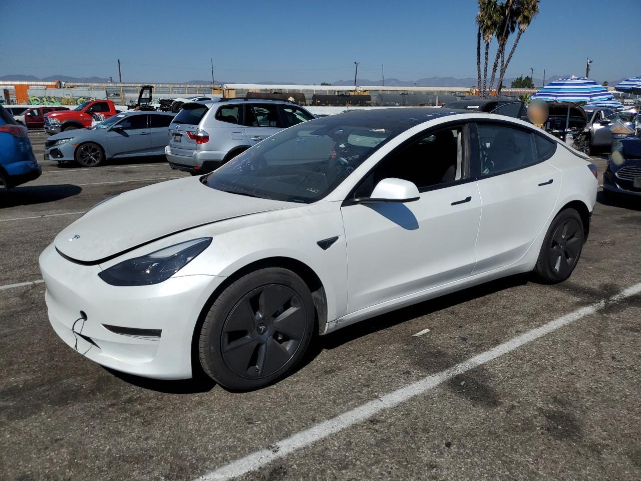 5YJ3E1EAXPF412542 2023 TESLA MODEL 3 - Image 1