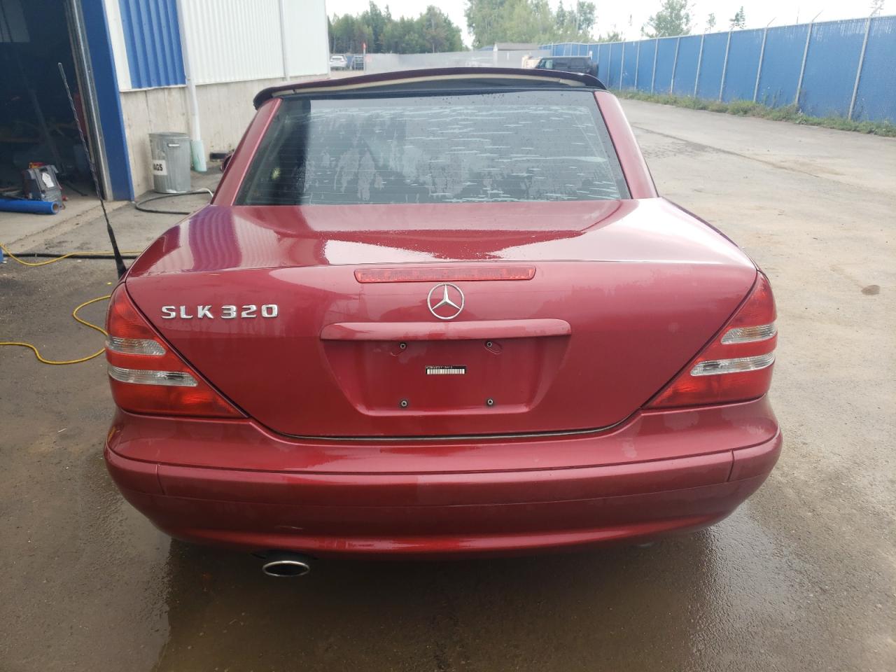 2001 Mercedes-Benz Slk 320 VIN: WDBKK65F81F195913 Lot: 72913864