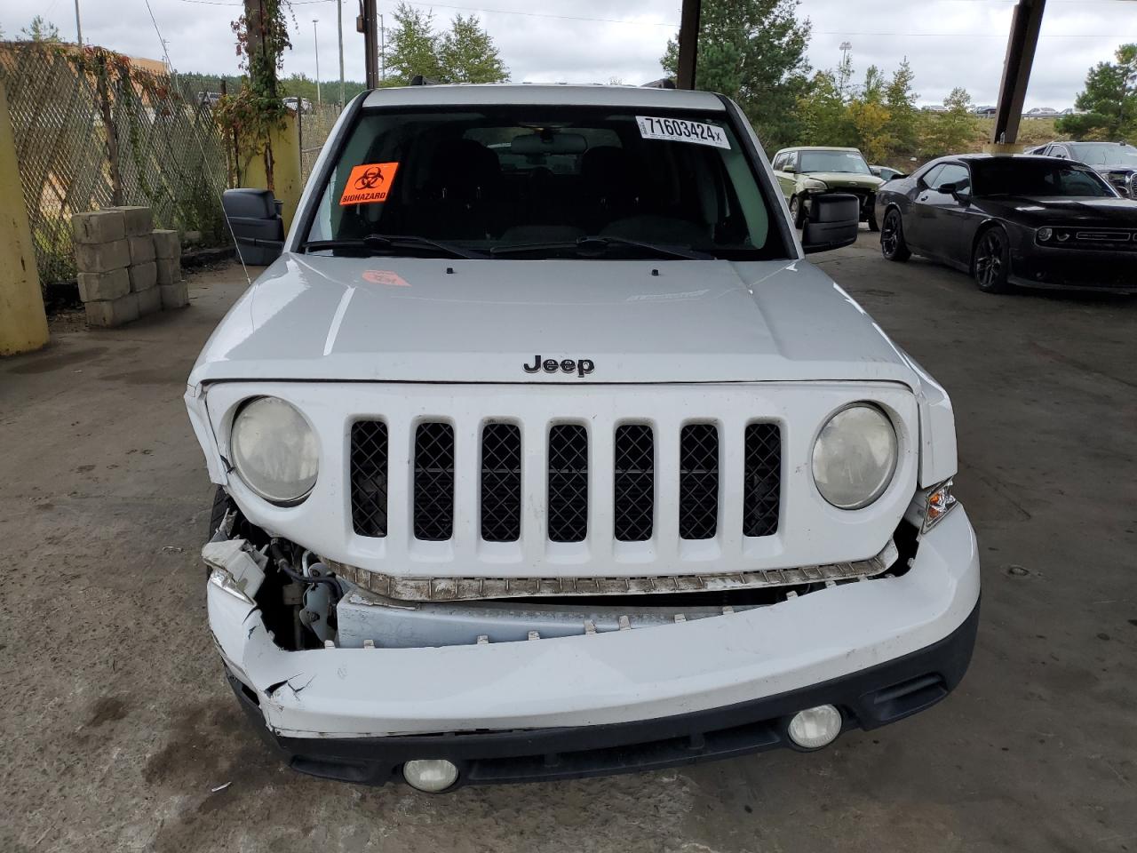 VIN 1C4NJPBB4ED917307 2014 JEEP PATRIOT no.5