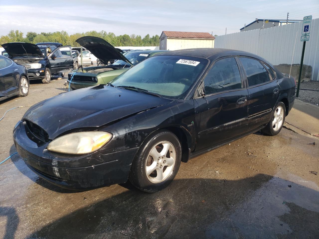 2000 Ford Taurus - Image 1
