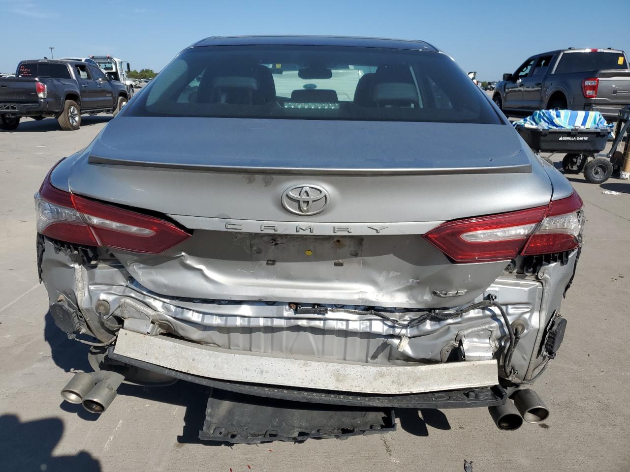 4T1B61HK8JU096369 2018 Toyota Camry Xse