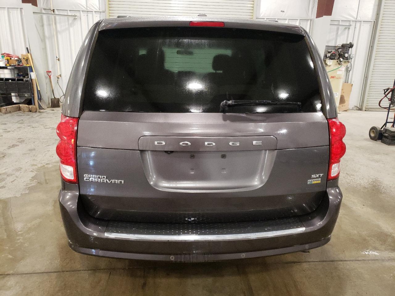 2C4RDGCG0GR343338 2016 Dodge Grand Caravan Sxt