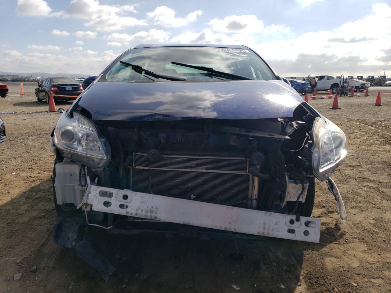 2015 Toyota Prius - Image 5