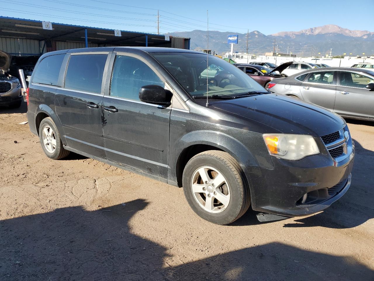 2012 Dodge Caravan - Image 4