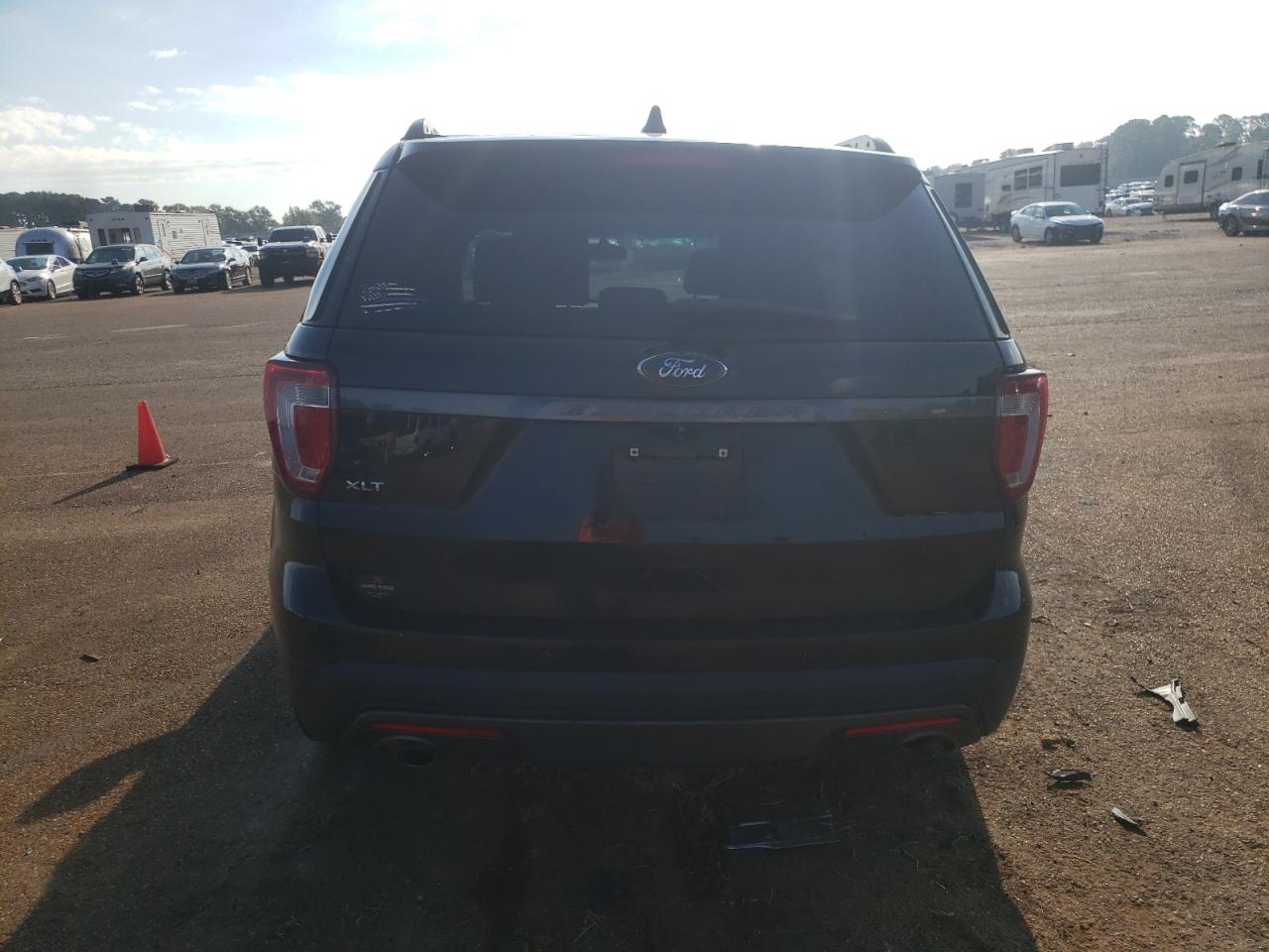 1FM5K7D85HGB78896 2017 Ford Explorer Xlt