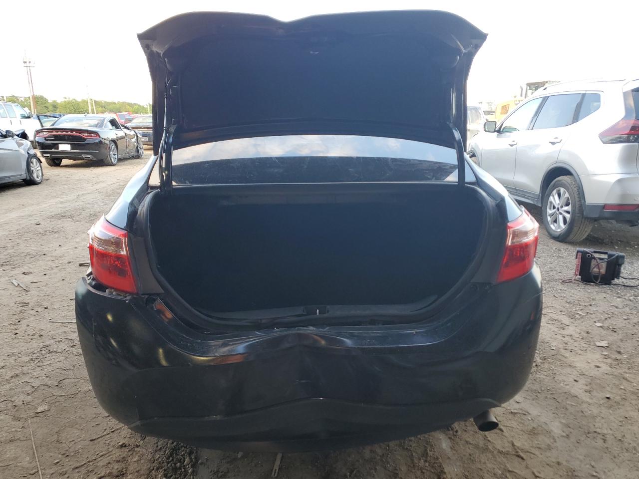 2017 Toyota Corolla L VIN: 5YFBURHE5HP683591 Lot: 71026124