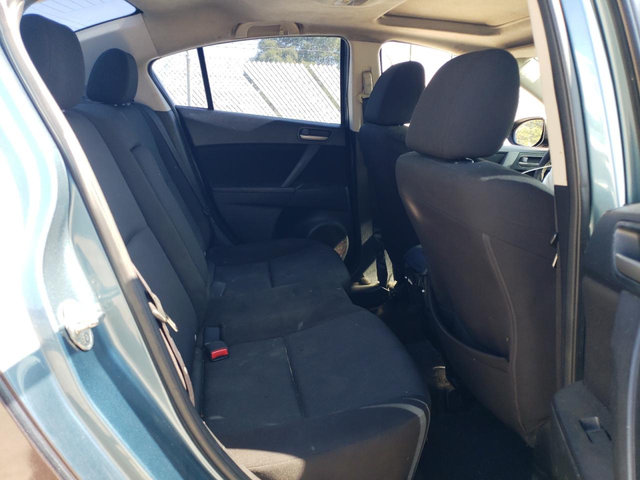 2011 Mazda 3 I VIN: JM1BL1VG8B1408898 Lot: 70633374