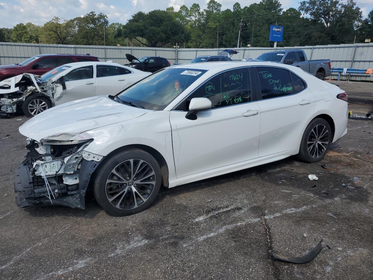 4T1B11HK1KU735594 2019 TOYOTA CAMRY - Image 1