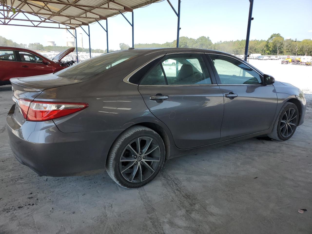 VIN 4T1BK1FK9GU573737 2016 TOYOTA CAMRY no.3