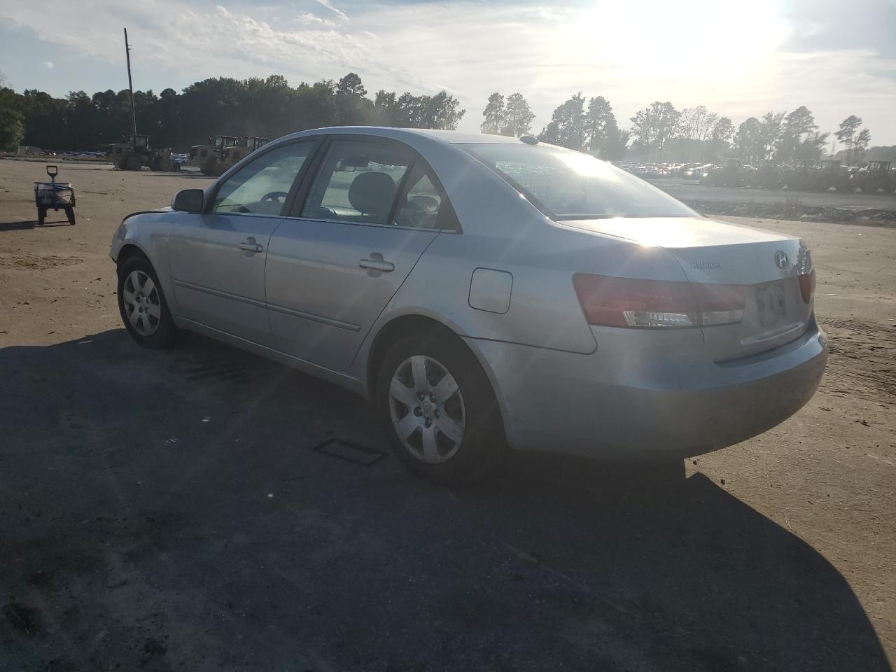 2008 Hyundai Sonata - Image 2