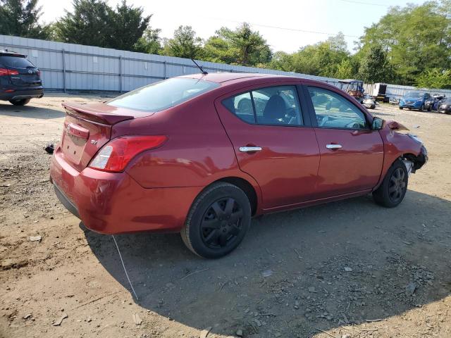  NISSAN VERSA 2019 Красный