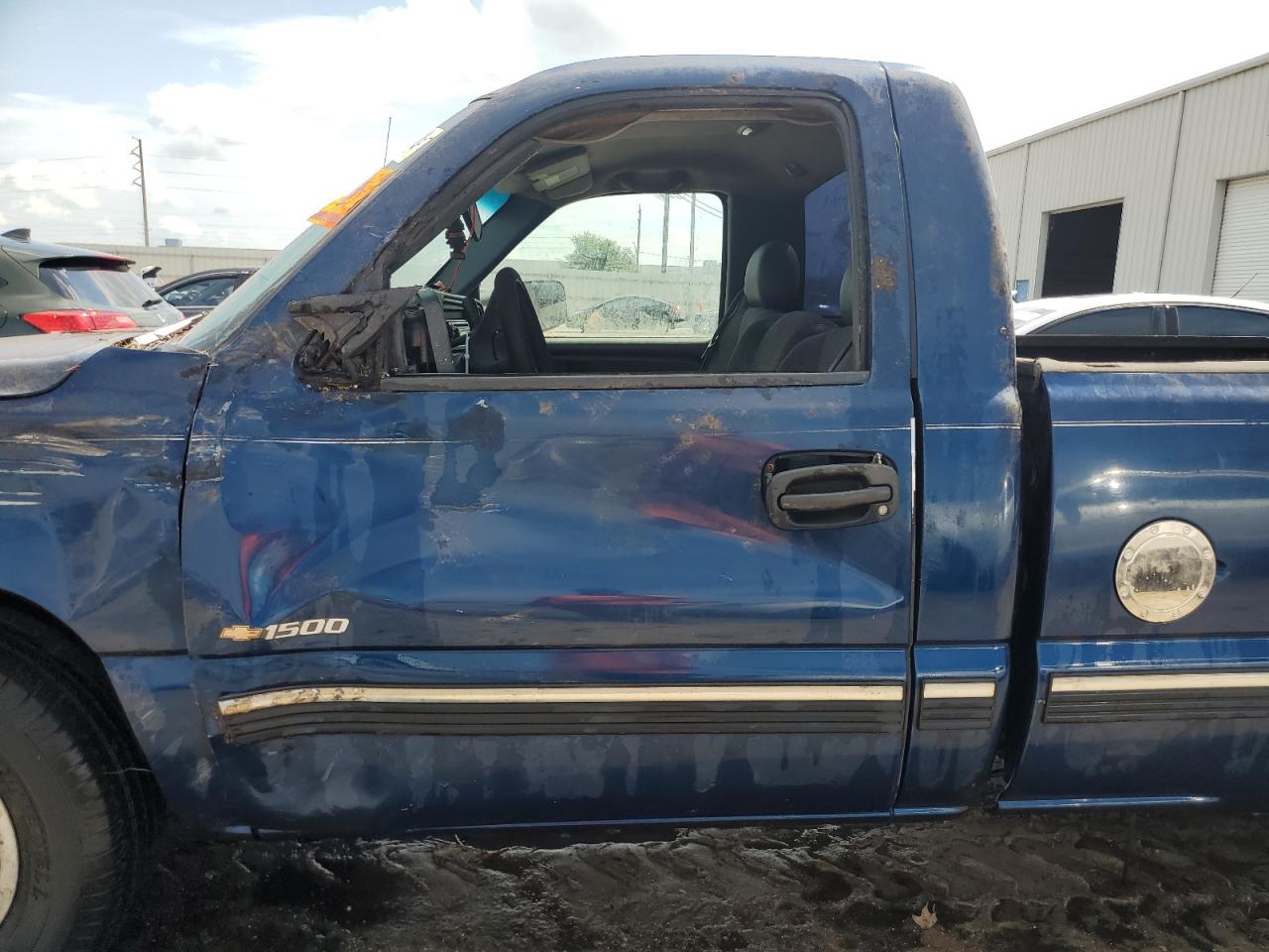 1GCEC14W3XZ151678 1999 Chevrolet Silverado C1500