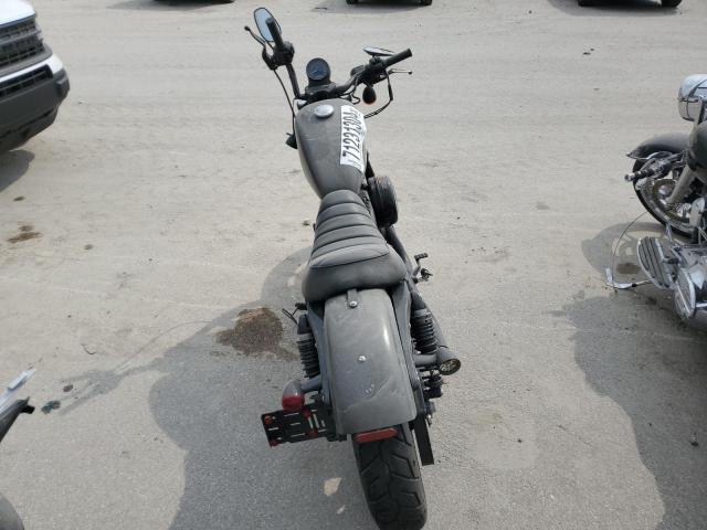 2018 HARLEY-DAVIDSON XL883 IRON 883
