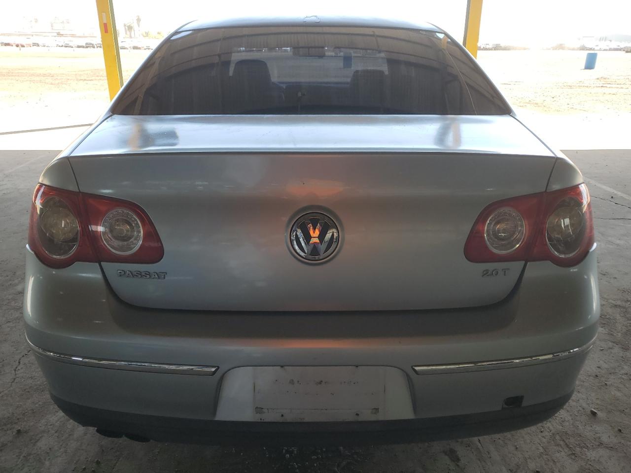 2008 Volkswagen Passat Turbo VIN: WVWJK73C88P034753 Lot: 72128794