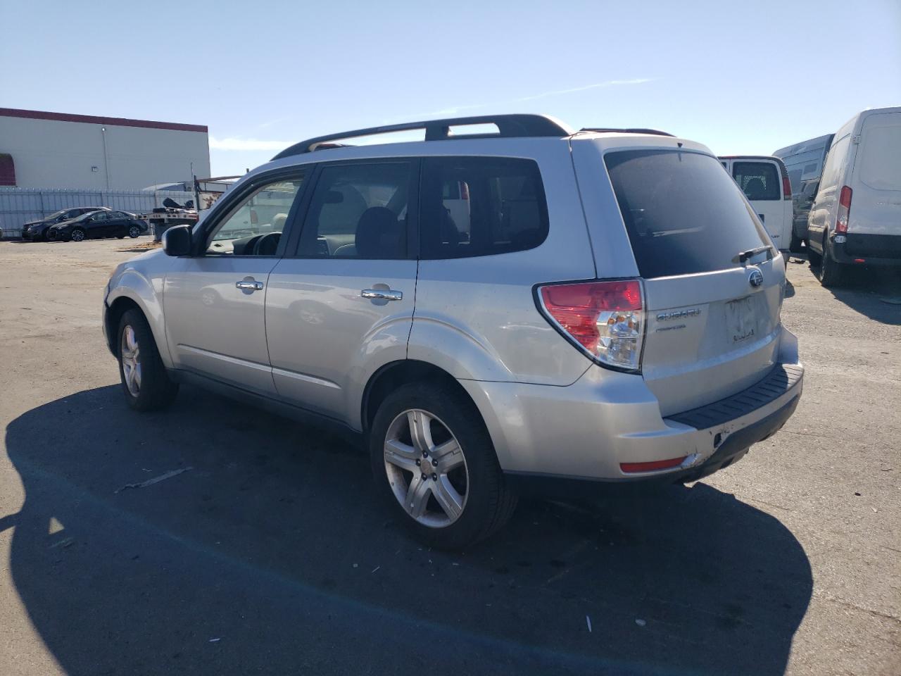 2010 Subaru Forester - Image 2