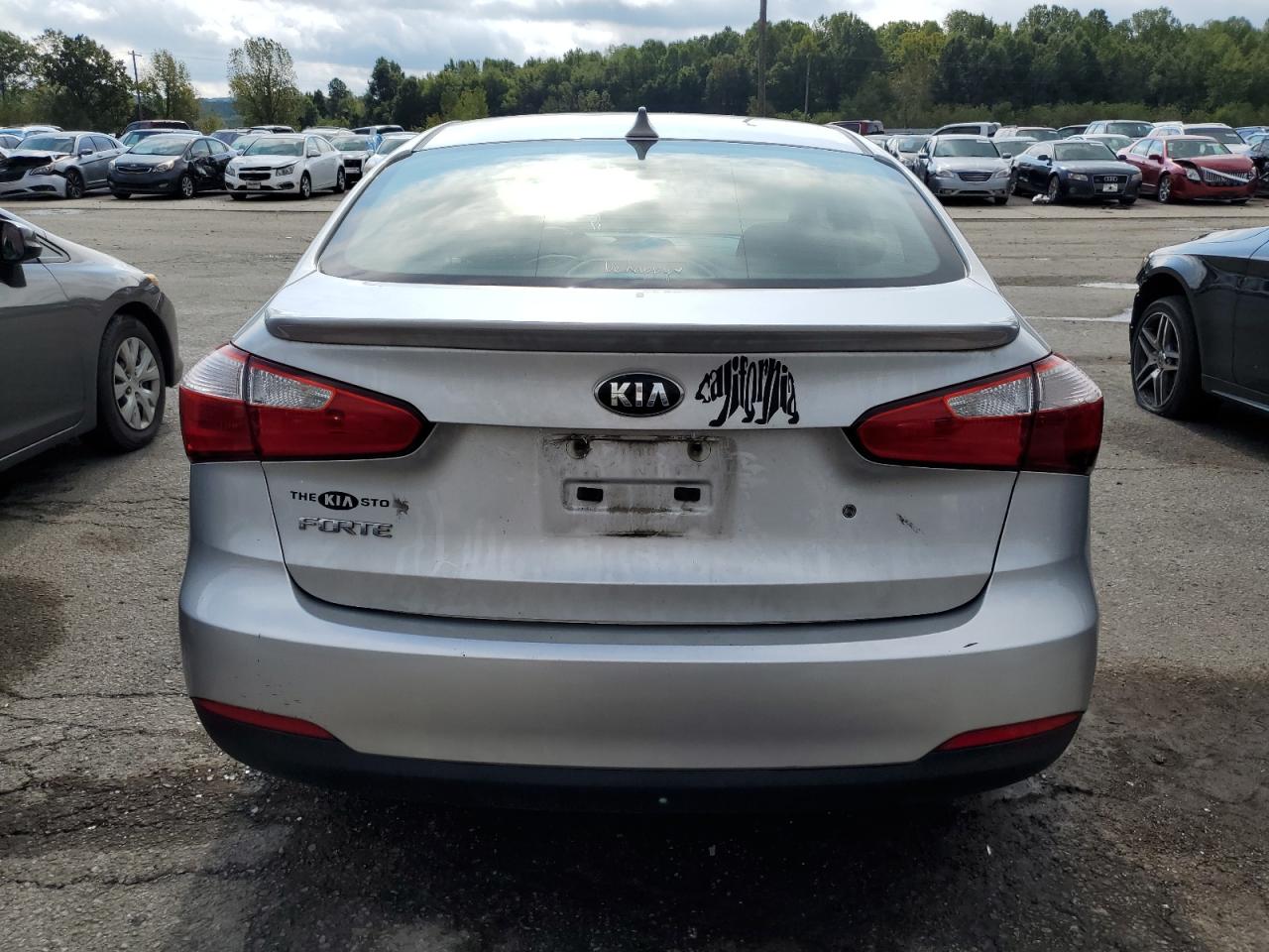 VIN KNAFK4A64E5220926 2014 KIA FORTE no.6