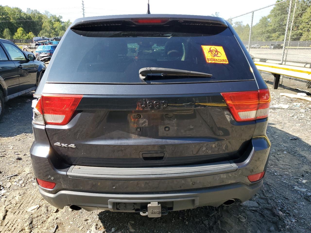 1C4RJFAT6DC576423 2013 Jeep Grand Cherokee Laredo