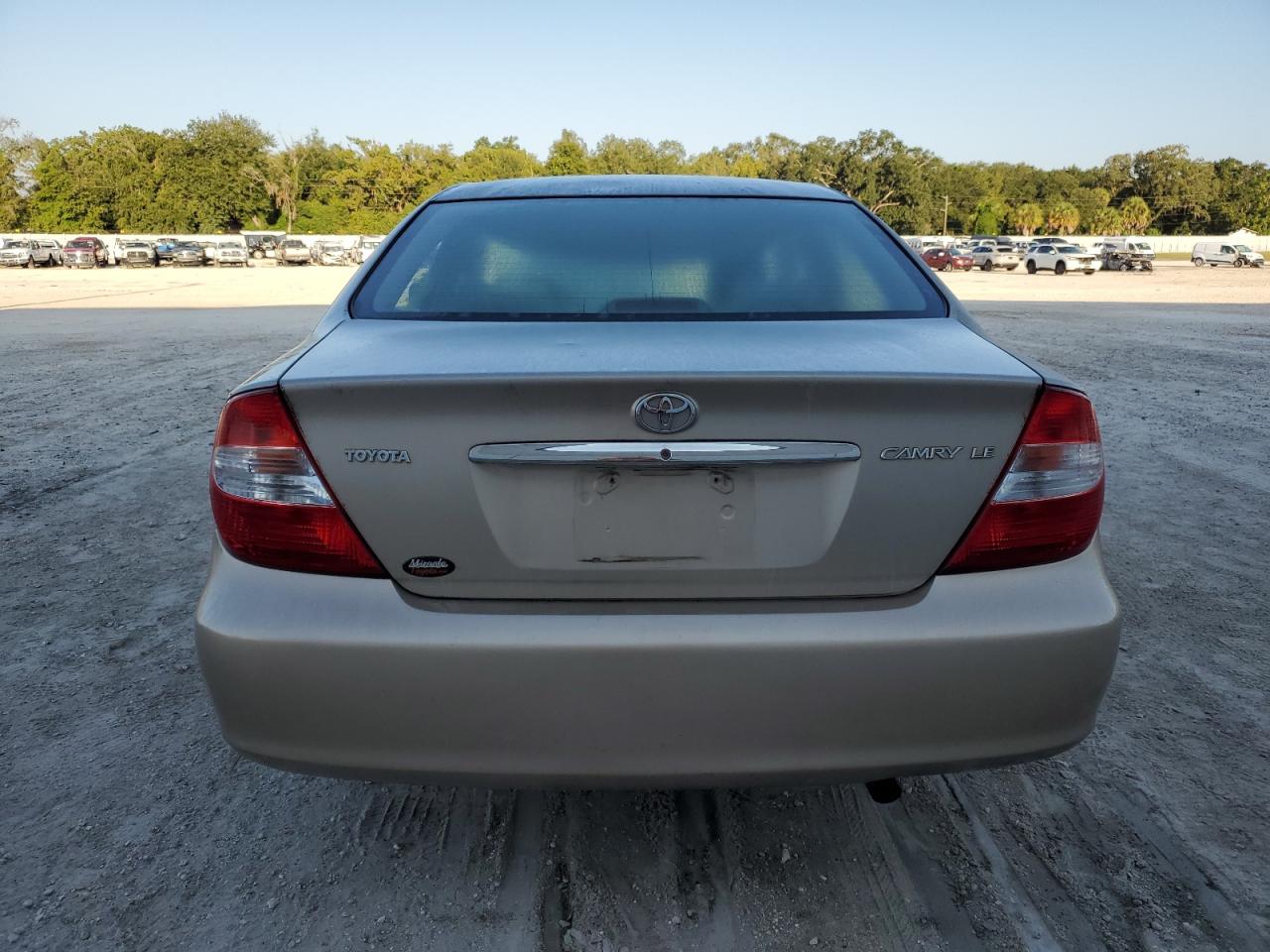 2003 Toyota Camry Le VIN: 4T1BE32K83U161506 Lot: 71834074