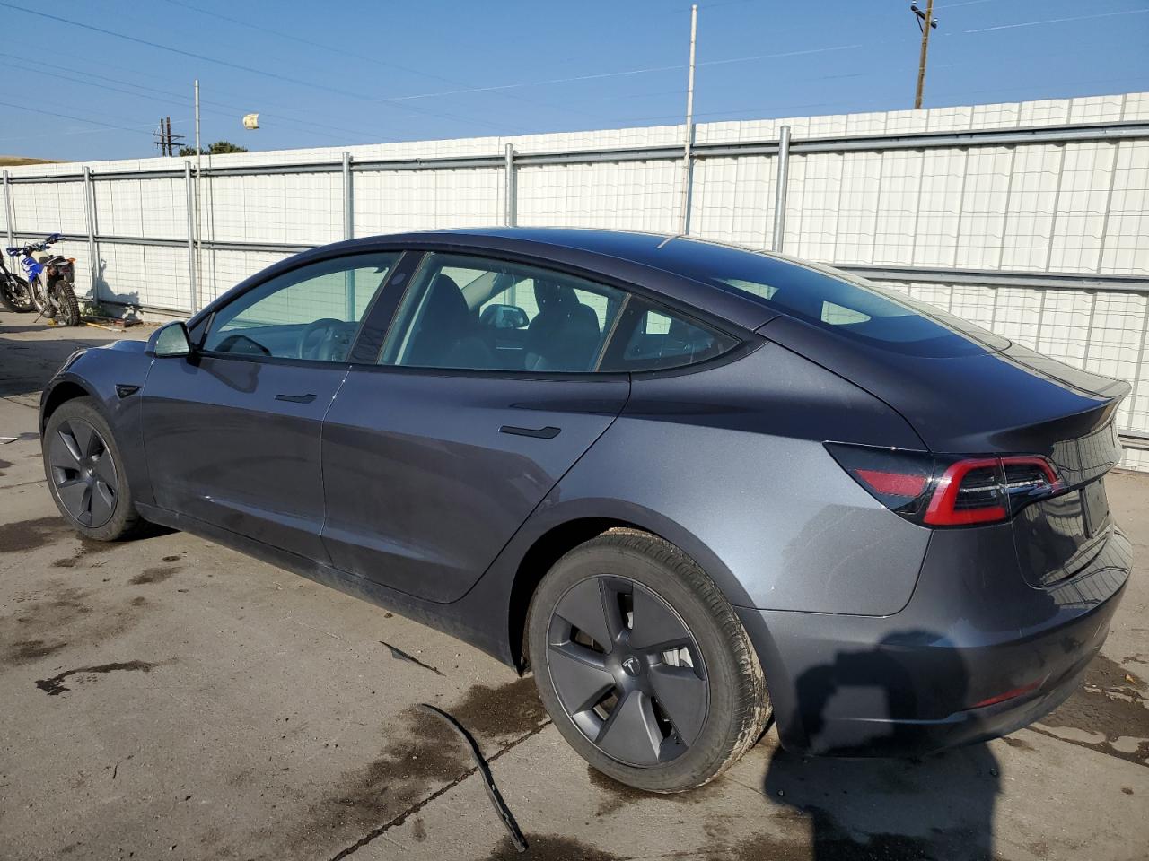 5YJ3E1EA0PF503304 2023 TESLA MODEL 3 - Image 2