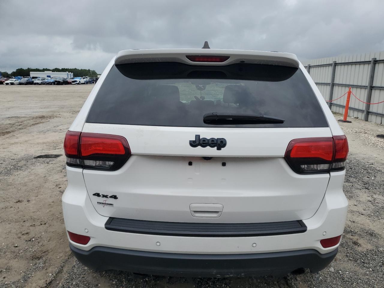 2018 Jeep Grand Cherokee Laredo VIN: 1C4RJFAG4JC405474 Lot: 71384374