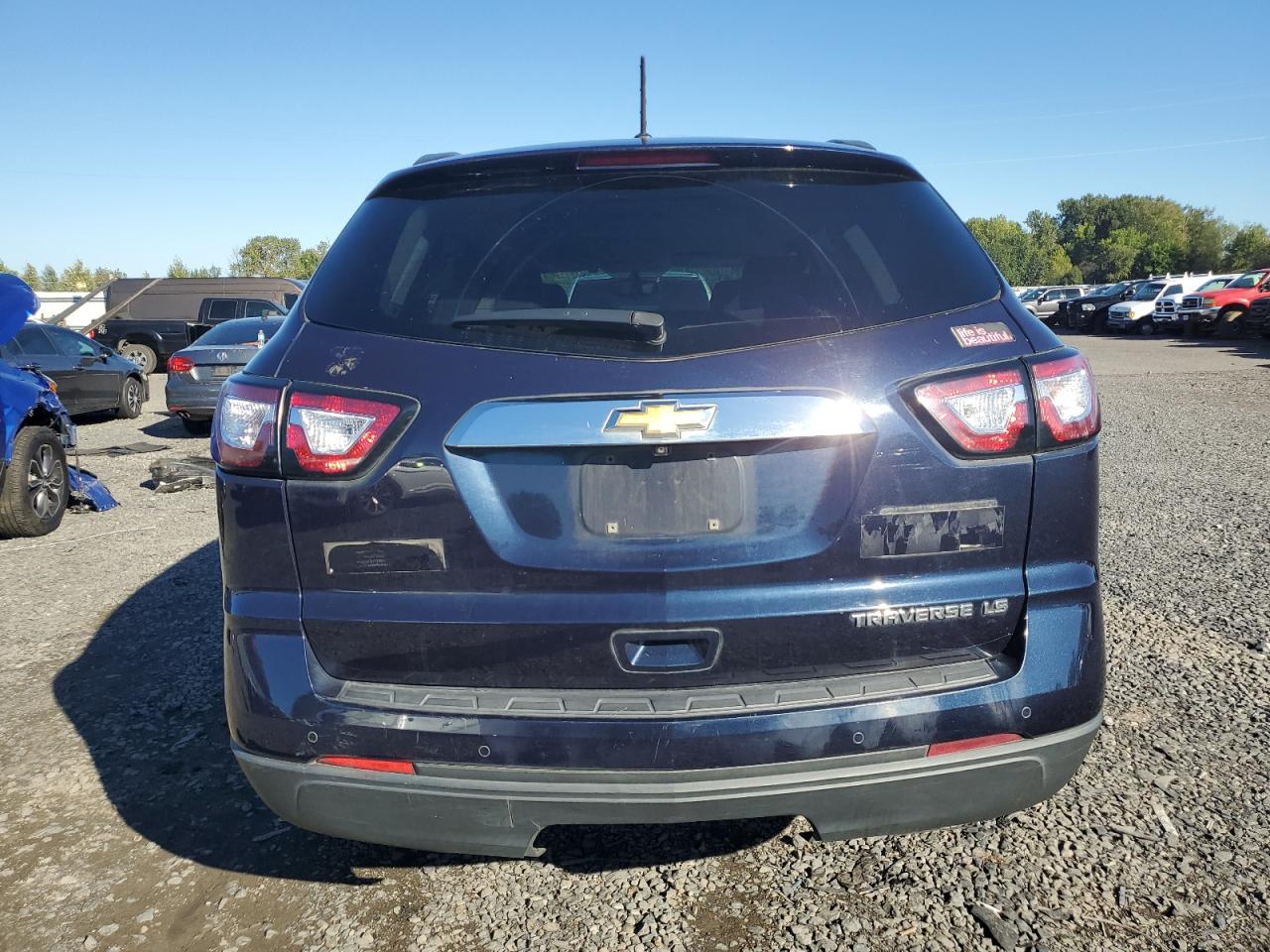 2015 Chevrolet Traverse Ls VIN: 1GNKRFED1FJ338157 Lot: 73383024