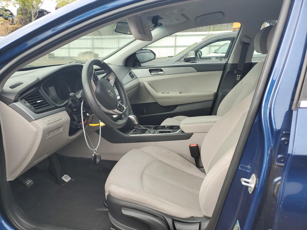2018 Hyundai Sonata - Image 7